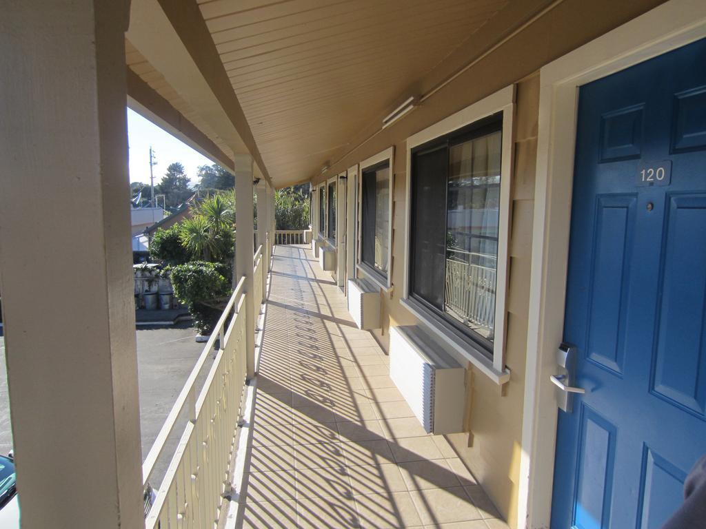 Rodeway Inn Monterey Near Fairgrounds Eksteriør bilde