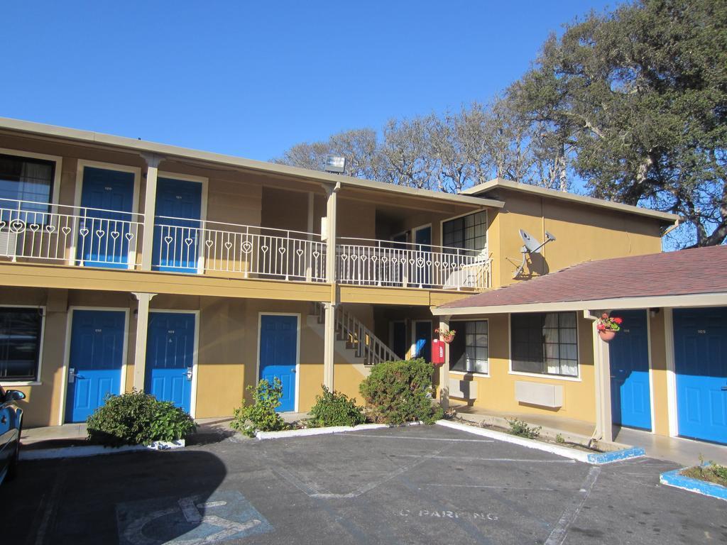 Rodeway Inn Monterey Near Fairgrounds Eksteriør bilde
