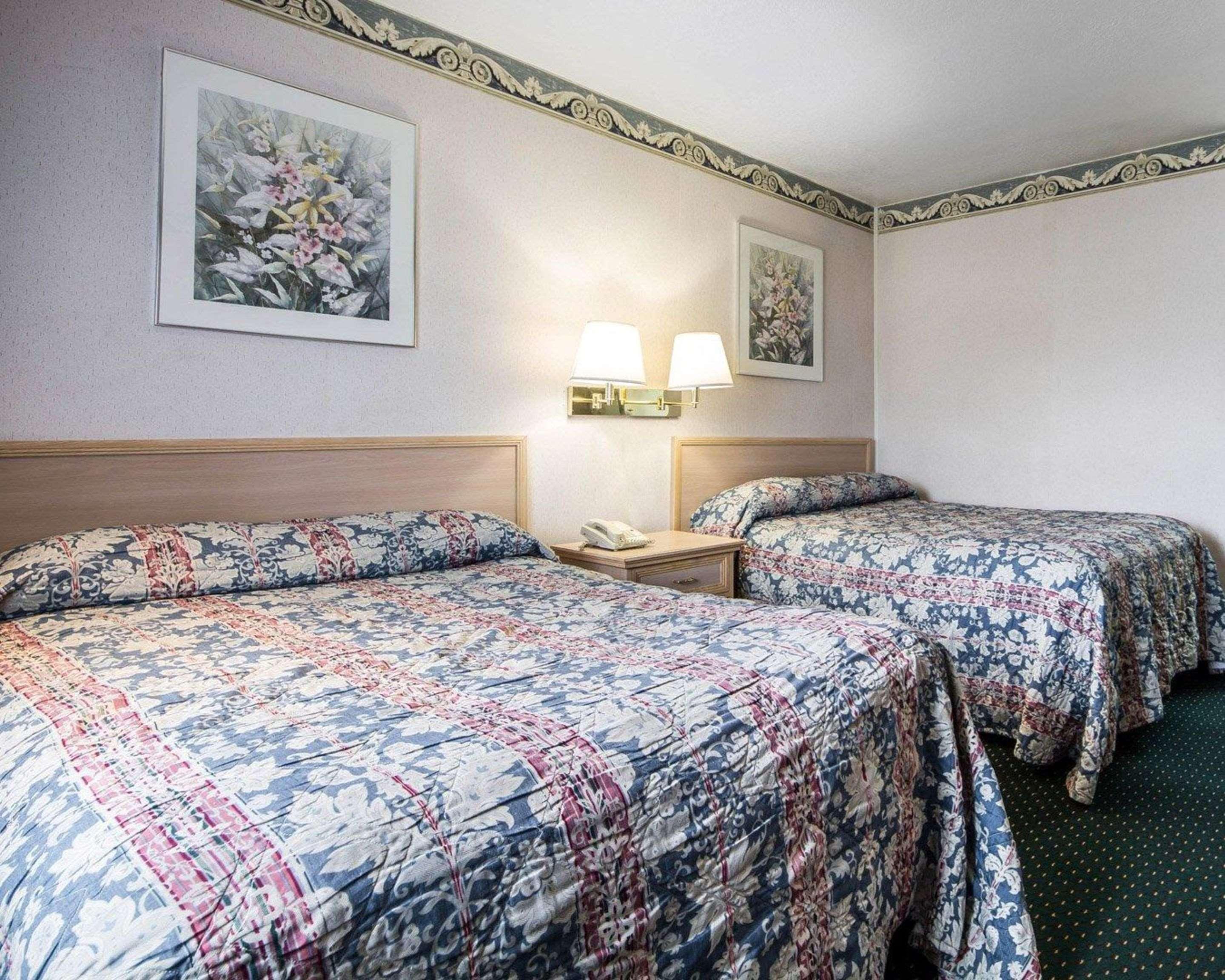Rodeway Inn Monterey Near Fairgrounds Eksteriør bilde
