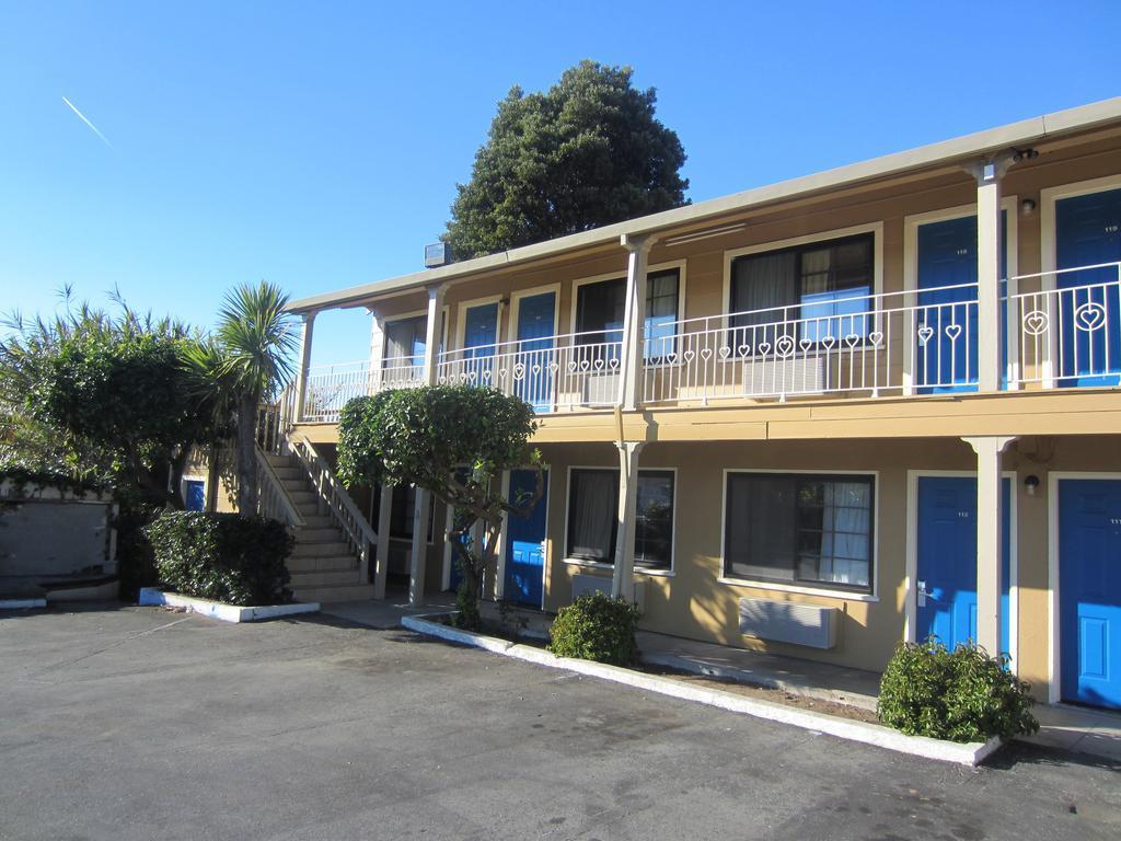 Rodeway Inn Monterey Near Fairgrounds Eksteriør bilde