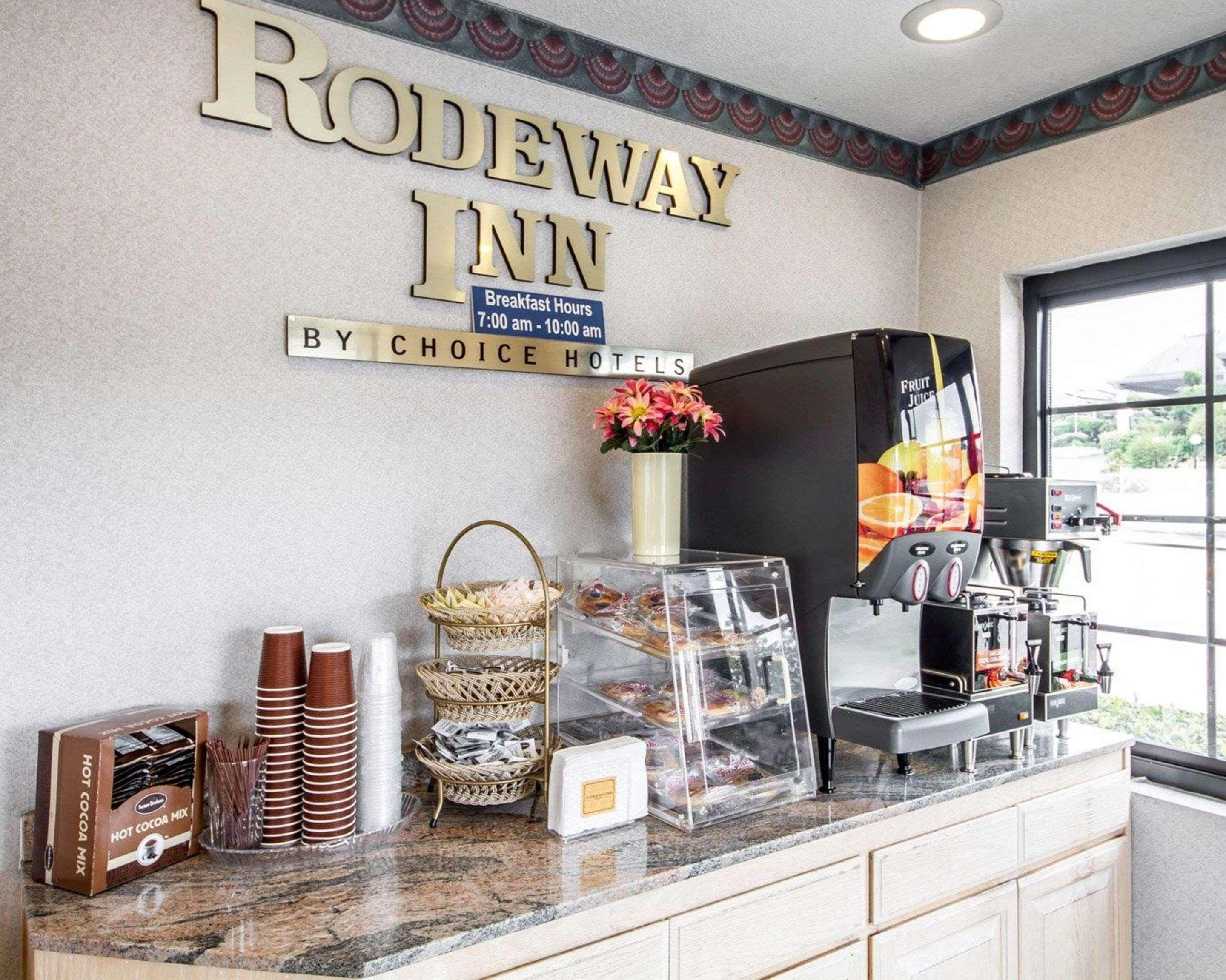 Rodeway Inn Monterey Near Fairgrounds Eksteriør bilde